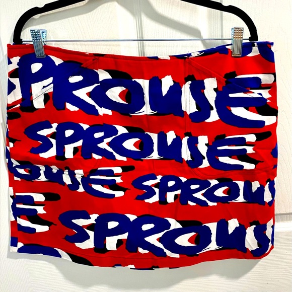 Stephen Sprouse Graffiti Print Mini Skirt. Size 16. Color Red, Blue, White. - Picture 1 of 5